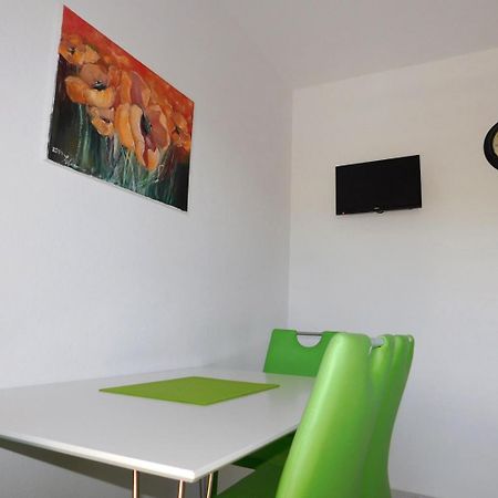 Villa Renata - Apartment Zeleni พอฟเลีย ภายนอก รูปภาพ