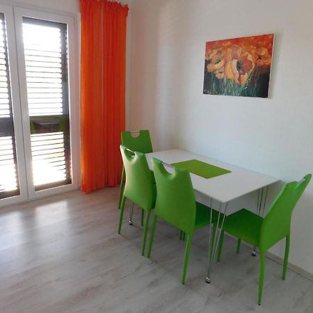 Villa Renata - Apartment Zeleni พอฟเลีย ภายนอก รูปภาพ
