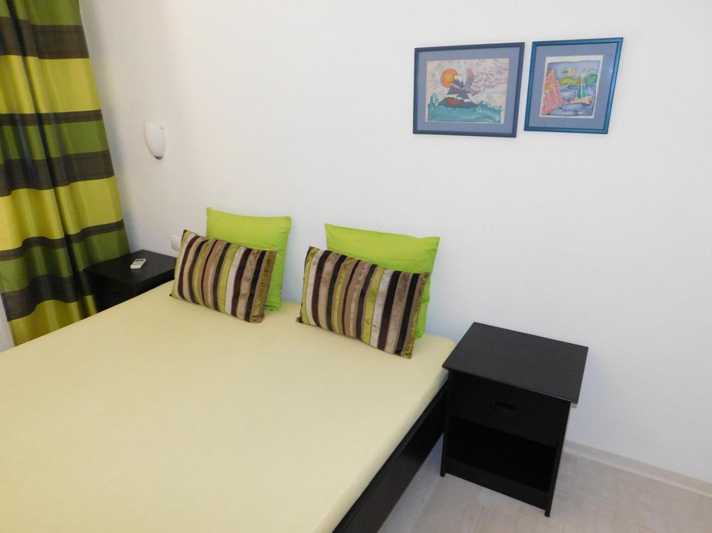 Villa Renata - Apartment Zeleni พอฟเลีย ภายนอก รูปภาพ